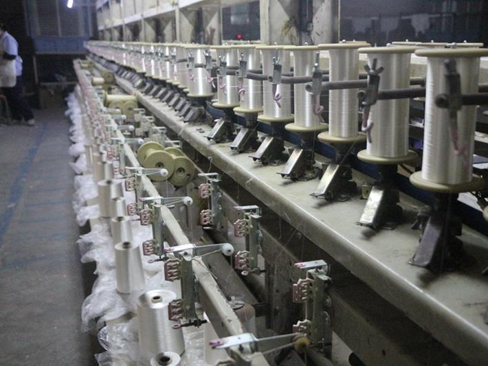 北車間—絡(luò)絲機